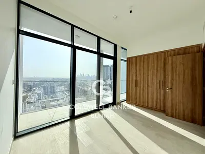 Bright | Spaciuos | Elegant Apartment | Crystal Lagoon View