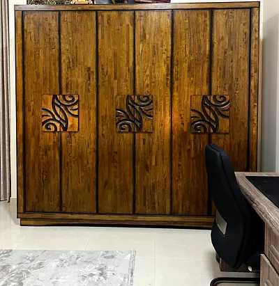 Beautiful finish bedroom set
