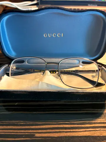 Mens Gucci rectangular metal frame eyeglasses - classic case and pouch included