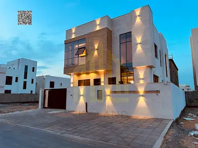 Villa for sale in Al-Haliyo 2 – 5 rooms – Built-up area 3800 sq ft – Fees included