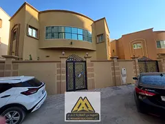 Luxury villa with high-end finishes and a fully equipped kitchen, with payment facilities and free m