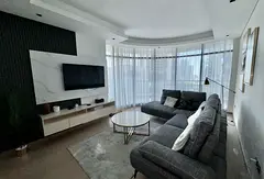 VACANT | CORNER | FULLY FURNISHED