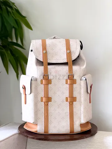 LOUIS VUITTON BACKPACK SUPER MASTER 🔝 QUALITY BRAND NEW
