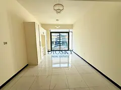 Spacious | Near to Circle Mall | Chiller Free