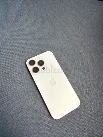 iPhone 16 Pro 256GB - Desert Titanium - Battery 90% (Original Charger Included)
آيفون 16 برو 256 ج