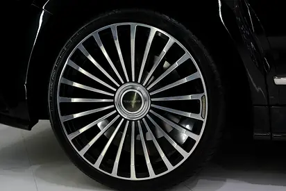2021 ROLLS-ROYCE CULLINAN — миниатюра 20