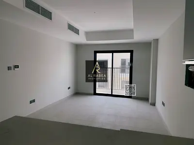 Two-bedroom apartment with living room for sale in Kentia project, with parking.