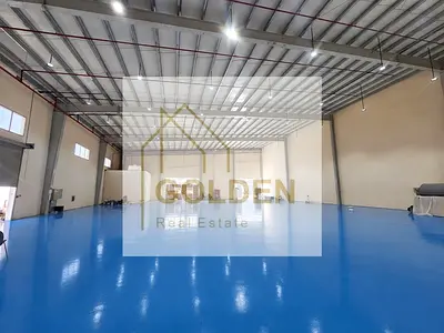 Powered by 200 kVA electricity, with dedicated staff and an administrative office, the warehouse is offered at an exclusive price for the private entrance to the internal road, making it suitable for