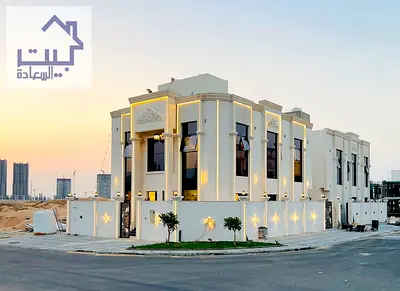 فيلا كلاسيك علي الشارع الرئيسي ارتداد كبير جدا امام الفيلا ، طابقين وروف ، شامل رسوم التسجيل والتملك