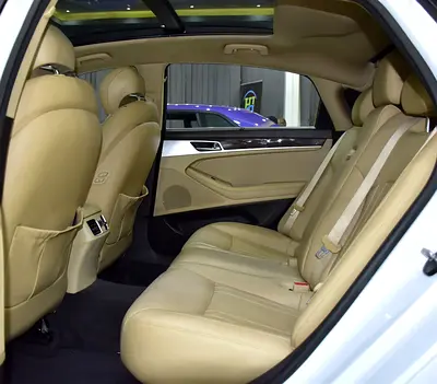 صورة مصغرة 17 لـ 2016 Hyundai GENESIS