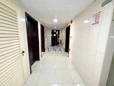 Specious 3bhk available for staff - Free maintenance- 6 cheque possible with one month free