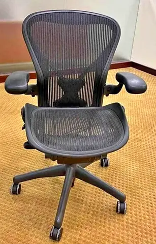 Herman Miller Aeron classic chair type B and C Fully Loaded for sale ultimate comfort