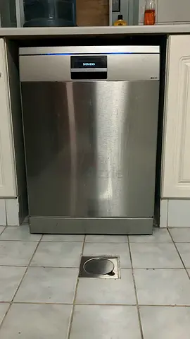 Siemens stainless steel built-in dishwasher - good working condition