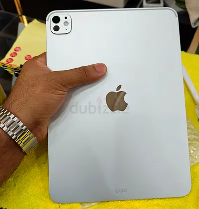 iPad Pro 11-inch (M5)
