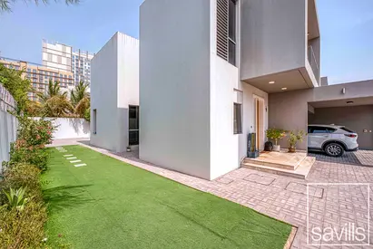 Close to Pool | Vacant Soon | Exclusive