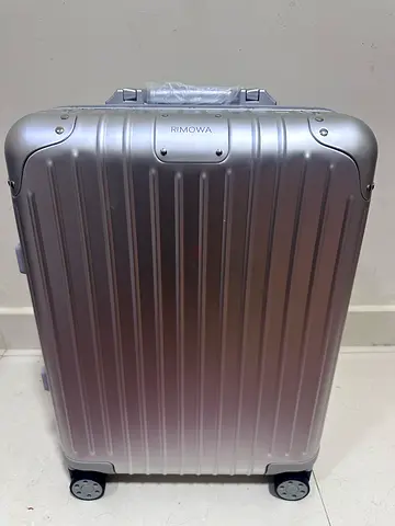 Suitcase aluminium rinowa