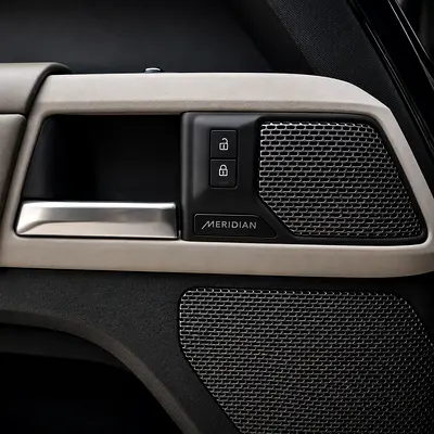 صورة مصغرة 14 لـ 2022 LAND Rover DEFENDER