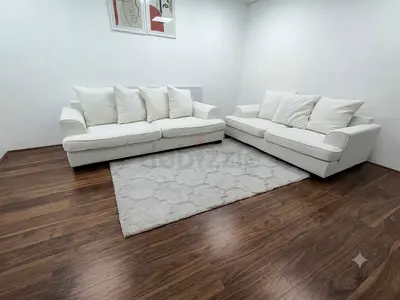 Expensive quality the one brand 3+2 seater sofa