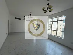 Large two-bedroom apartment with a living room, sea view, excellent finishing, close to all services