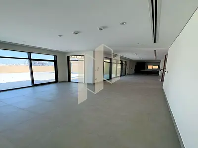Next To Corner | Brand New | Beach Access