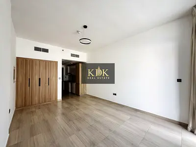 Spacious Studio | Unfurnished | Vacant Unit