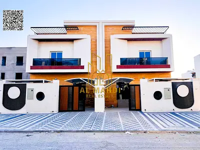 تاون هاوس السعرشامل رسوم التسجيل والتملك .  تصميم عصري وتشطيبات ممتازة.علي الشارع الرئيسي
