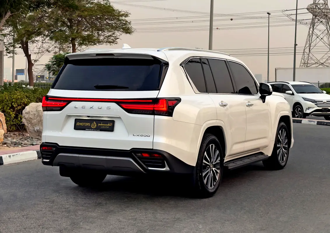 Lexus LX-Series 2025
