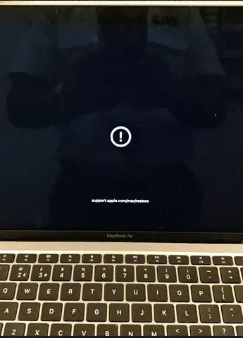 MacBook Air (Apple) - Needs macOS Restore, Good Body