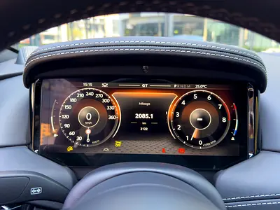 صورة 15 لـ 2024 Aston Martin DB12