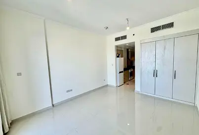 Golf View | Modern Studio | Prime Location