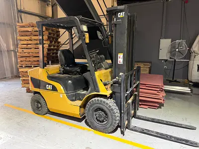 CATERPILLAR DP25 Forklift – Diesel – Excellent Working Condition
