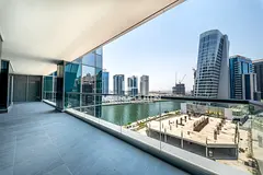Corner Residence | Canal View | Premium Finishes