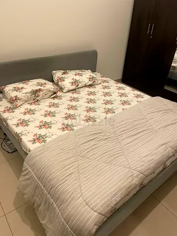 Queen Bed for Sale