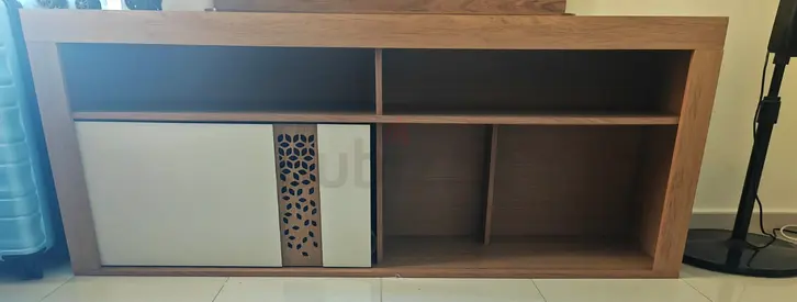 wooden TV unit / entertainment console with sliding door