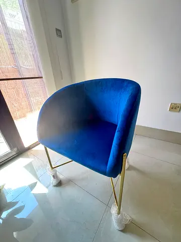 Nelson armrest Chair gold chrome blue velvet KARE the one ikea Marina home jumeriah JVC