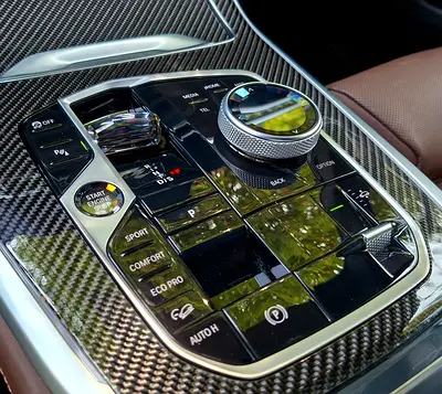 2025 BMW X7 缩略图 15
