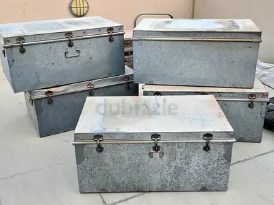 Metal storage box