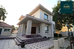 Stand lone Pool Garden Hot Location