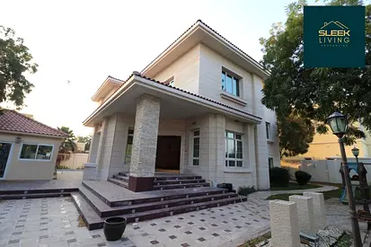 Stand lone Pool Garden Hot Location