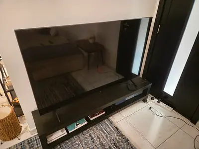 65-inch LG 65QNED80 LED TV in very good condition