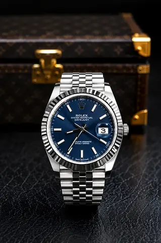 Rolex Oyster Perpetual Datejust Blue Dial 41mm – Jubilee Bracelet | Luxury Swiss Watch