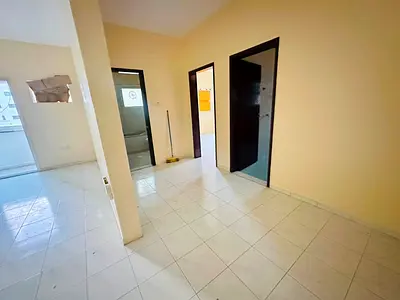 MONTHLY 1BHK WITH BALCONY IN JUST 2200 NEAR MUJATAH PARK