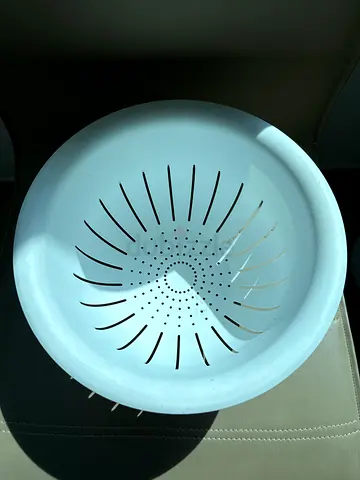IKEA White plastic kitchen colander / strainer - used