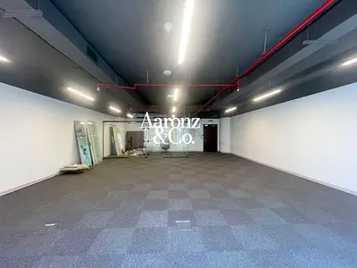 Open Space | Bright Unit | Vacant Office