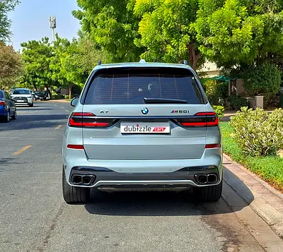 2025 BMW X7 缩略图 7