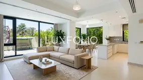Large Plot | Extended | Single Row
