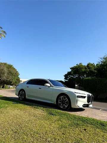 2023 BMW 7-SERIES — миниатюра 2