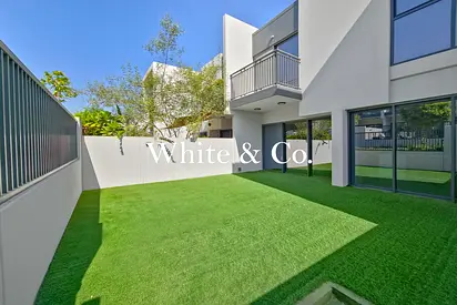 Quiet Back-to-Back | 3BR+M | Landscaped