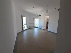 Chiller Free | Close to Metro | Vacant