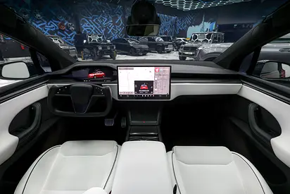 صورة 9 لـ 2023 Tesla MODEL X